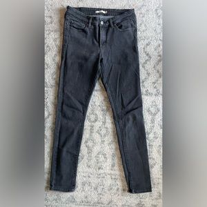 Womens Levi 711 Jean